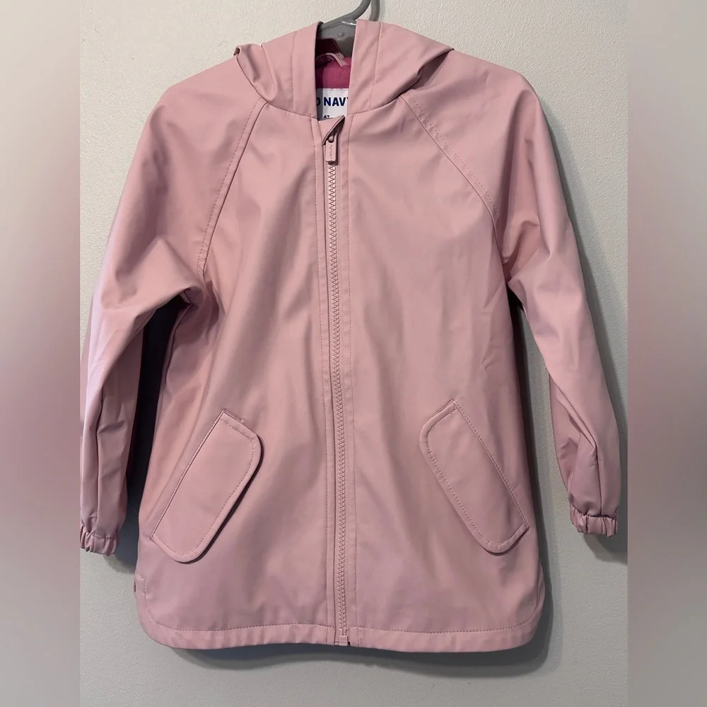 Old Navy Water Resistant Jacket - Picture 3 of 9